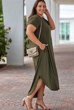 Load image into Gallery viewer, Green Plus Size V Neck Rolled Cuffs Maxi Dress
